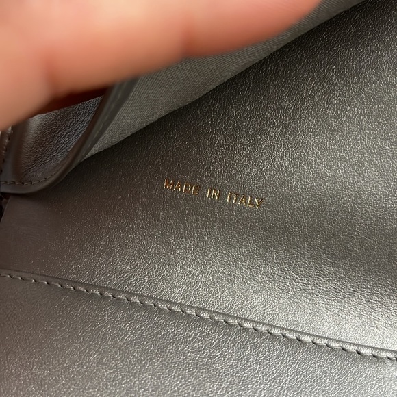 Used 100% Authentic Chanel Le Boy Wallet - Picture 9 of 14